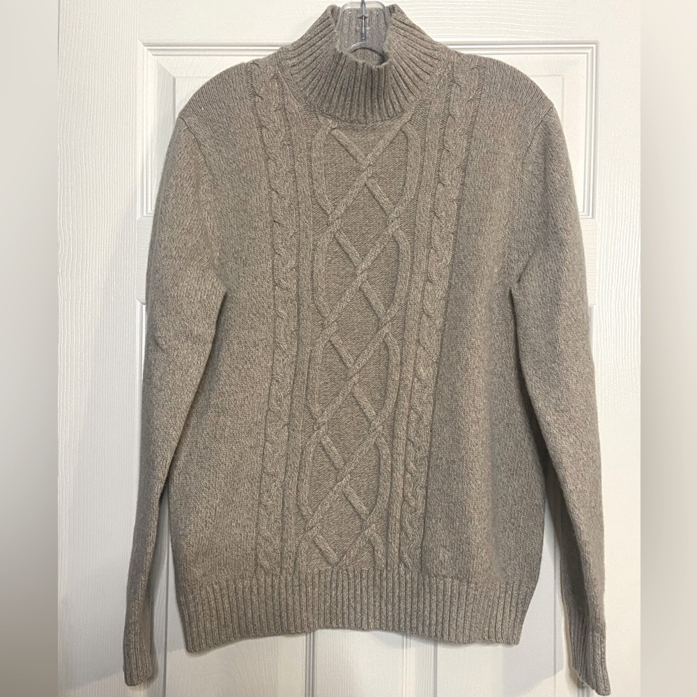 Banana Republic Mock Turtleneck Italian yarn oatmeal fisherman sweater Size Med